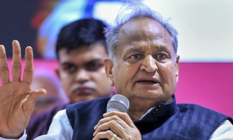 अशोक गहलोत का भाजपा सरकार पर बड़ा हमला बोले राजस्थान को फिर से बीमारू राज्य बना रही है भाजपा