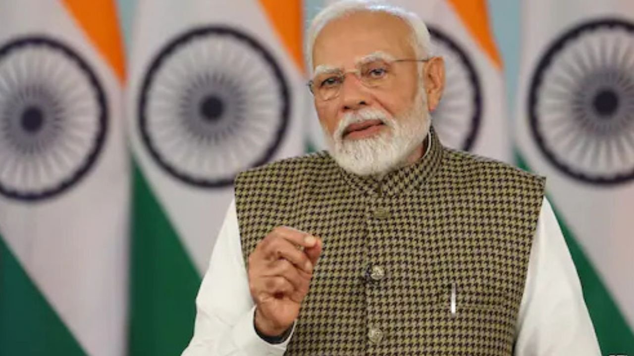 छत्तीसगढ़ के 25वें स्थापना दिवस पर पीएम मोदी का दौरा, 14 हजार करोड़ की परियोजनाओं का शुभारंभ आज