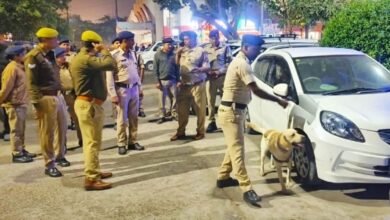 Delhi Bomb Blast: दिल्ली के लाल किले के पास कार बम विस्फोट में 12 मौतें और कई घायल हुए