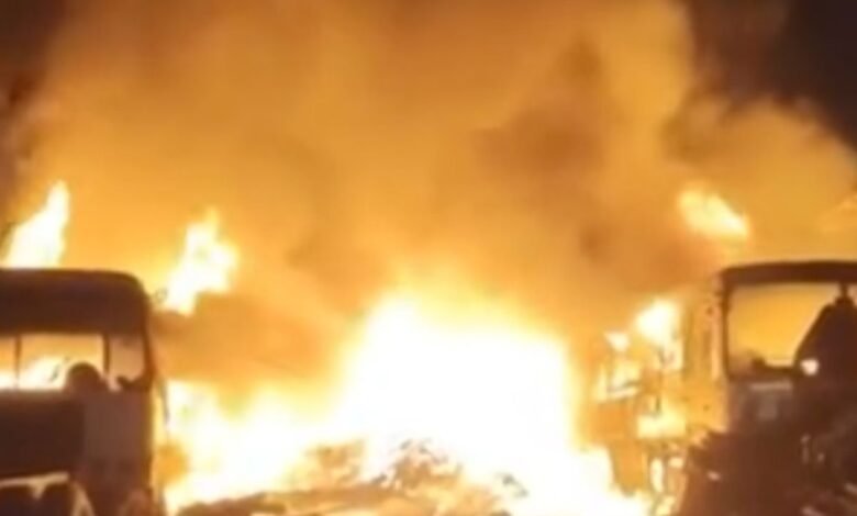 Ajmer News: अजमेर में स्क्रैप गोदाम में देर रात भीषण आग, धमाकों से दहला इलाका, बड़ा हादसा टला