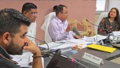 Barmer Disha मीटिंग में विवाद: MP और MLA ने अधिकारियों को समोसा खाने तक का सवाल पूछकर चौंकाया