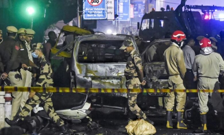 Delhi Bomb Blast: दिल्ली ब्लास्ट केस में नया ट्विस्ट! फरीदाबाद में मिली दूसरी कार, तीसरी पर अब BOLO अलर्ट